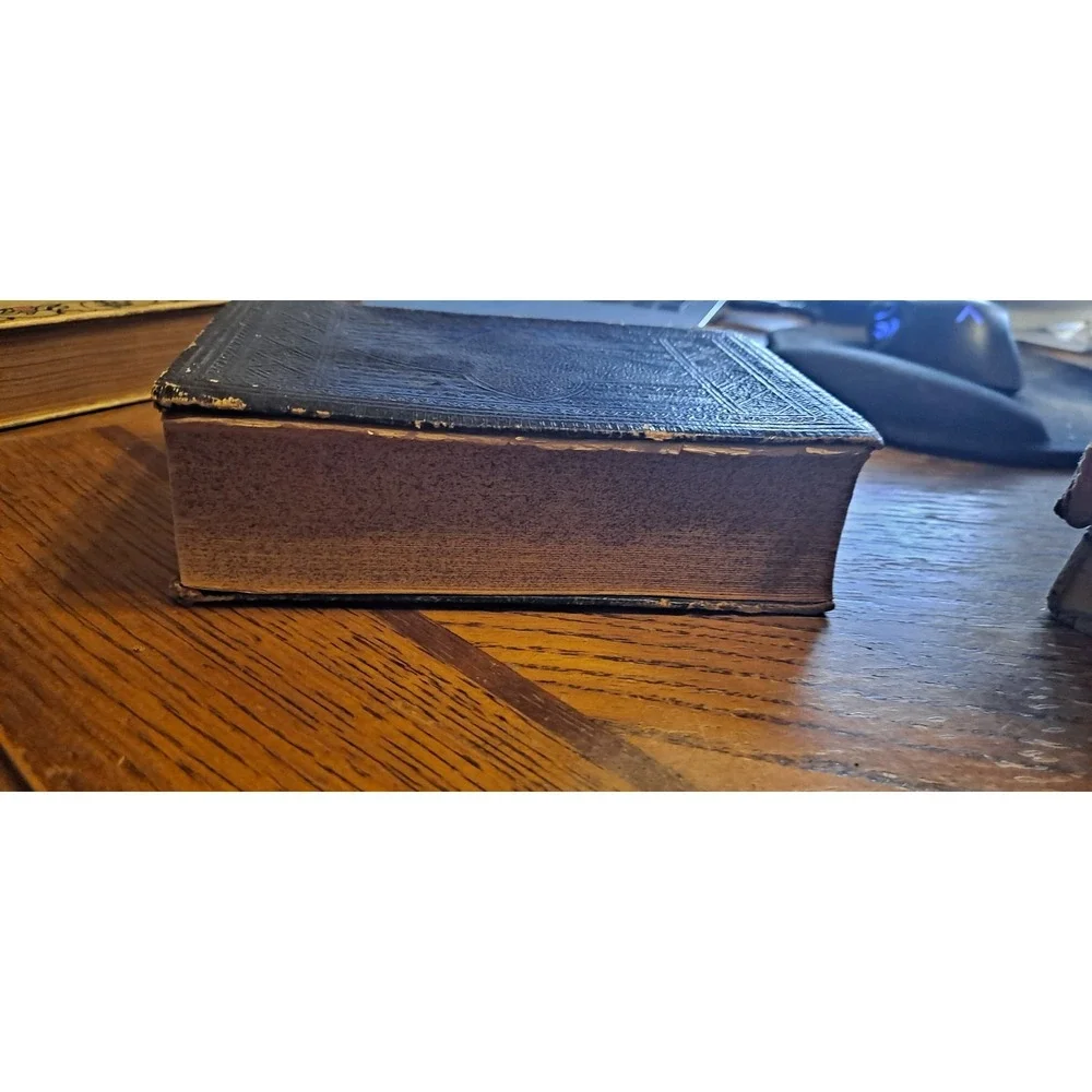 Die Bibel  ober Die Ganze Heilige Schrift bes Alten un Nuen Testament 1887